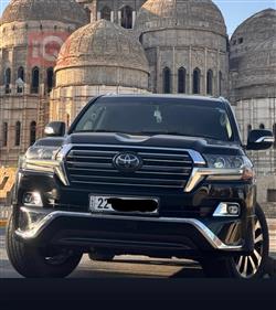 تۆیۆتا لاند کروزەر